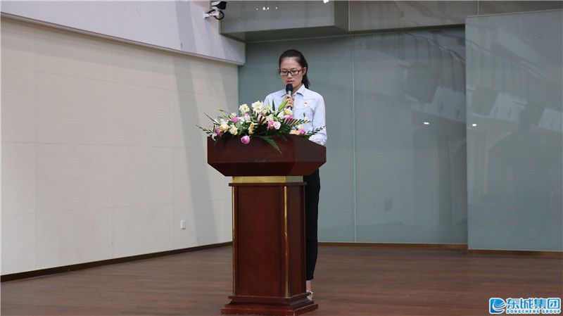 陳麗婷做表態(tài)發(fā)言.JPG